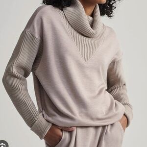 Varley Hannah Doublesoft Cowl Neck Sweatshirt